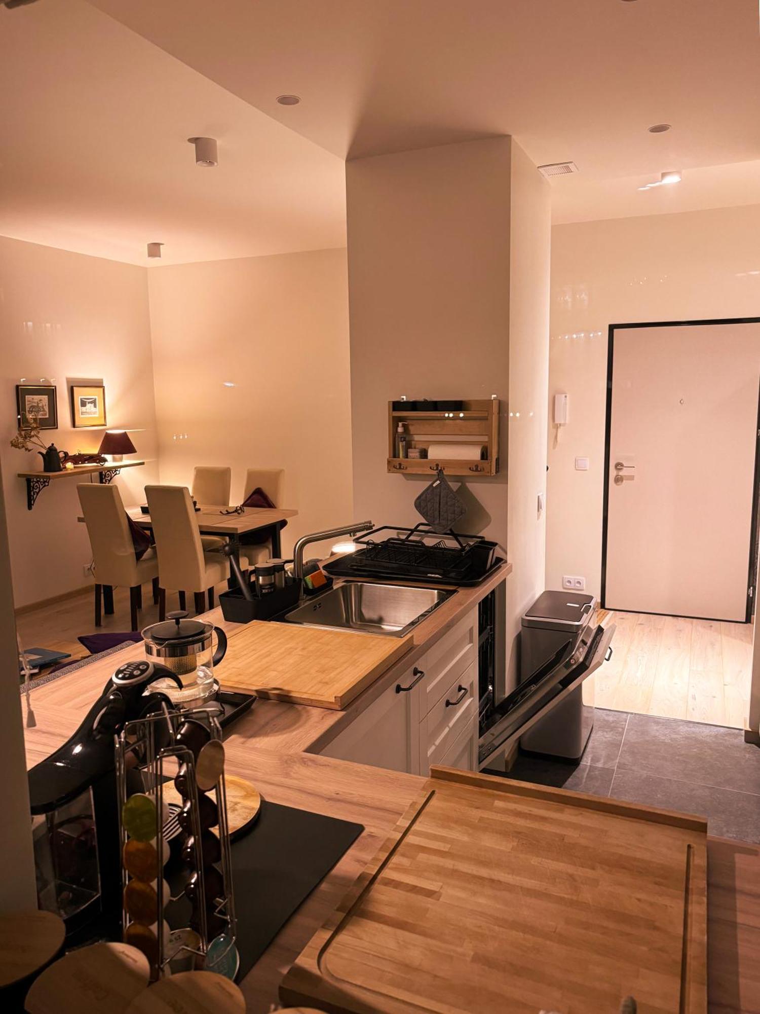 Relax&Comfort New Waw 50 Sqm With Terrace, Garden, Free Parking And Ac Warschau Buitenkant foto